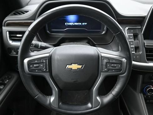 Used 2023 Chevrolet Tahoe Premier w/ Premium Package 2 AWD/4WD image 17