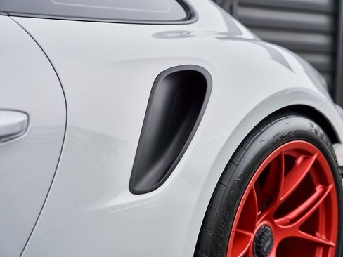 Used 2025 Porsche 911 GT3 RS w/ Weissach Package image 14