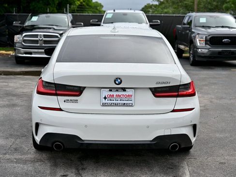Used 2020 BMW 330i Sedan w/ M Sport Package image 5
