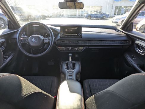 Certified 2023 Honda HR-V Sport image 27