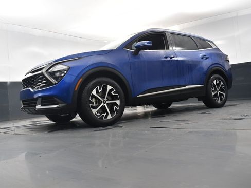 Certified 2023 Kia Sportage EX image 24