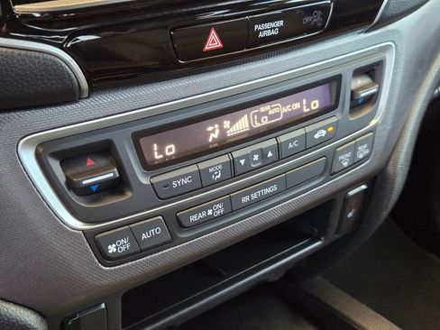 Certified 2025 Honda Ridgeline RTL image 17