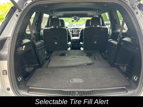Used 2023 Jeep Grand Cherokee L Laredo AWD/4WD image 33