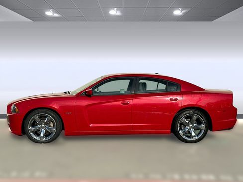 Used 2012 Dodge Charger R/T image 2