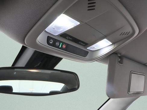 Used 2021 Chevrolet Malibu LS FWD image 16