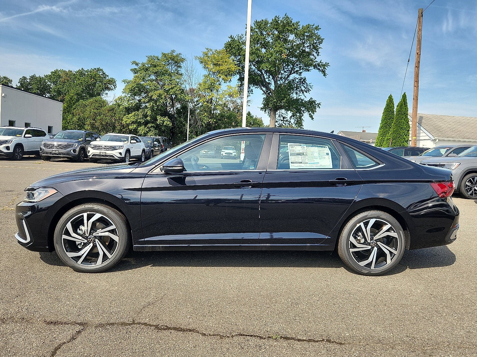 New 2027 Volkswagen Jetta SEL FWD image 5