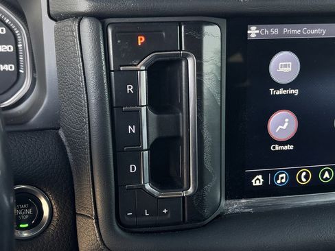 Used 2021 GMC Yukon Denali w/ Denali Premium Package image 15