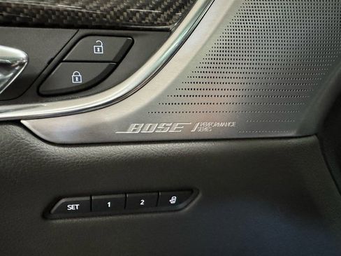 Used 2020 Cadillac XT6 Sport image 14