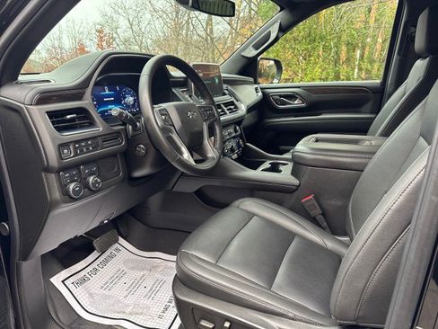 Certified 2024 Chevrolet Suburban Z71 w/ Luxury Package image 18