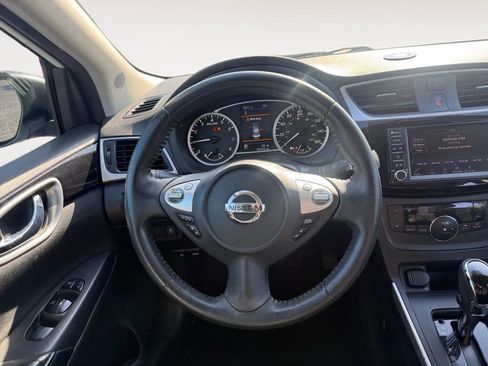 Used 2019 Nissan Sentra SV image 14