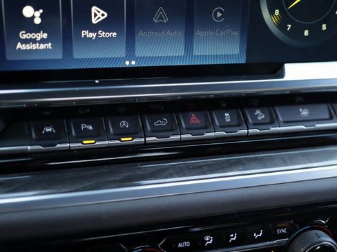 Used 2022 Chevrolet Silverado 1500 LTZ image 17