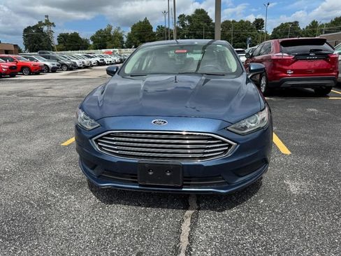 Used 2018 Ford Fusion S FWD image 4