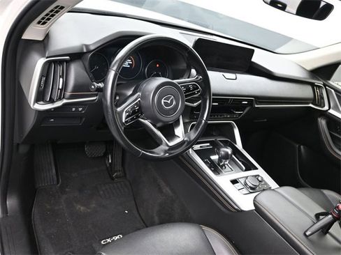 Certified 2024 MAZDA CX-90 3.3 Turbo w/ Preferred Plus image 9