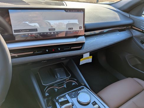 New 2026 BMW 530i xDrive w/ M Sport Package image 22