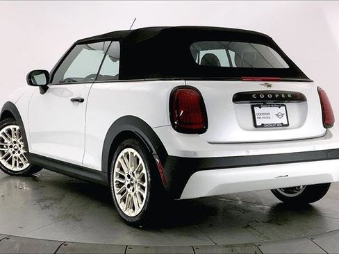 New 2026 MINI Cooper S image 2