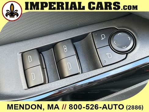 New 2026 Chevrolet Equinox LT w/ LPO, Floor Liner Package AWD/4WD image 18