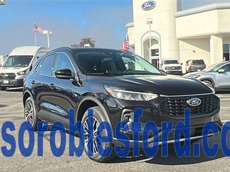 New 2025 Ford Escape SE w/ Class II Trailer Tow Package image 1