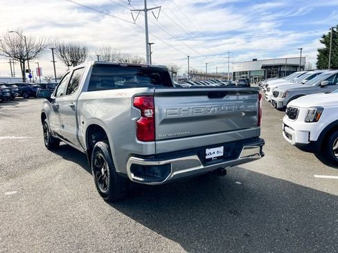 Used 2025 Chevrolet Silverado 1500 LT image 9