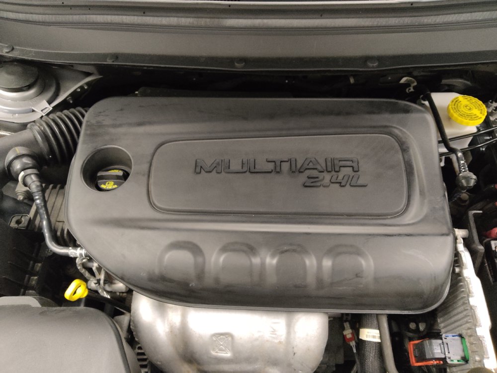 Used 2020 Jeep Cherokee Latitude FWD image 30