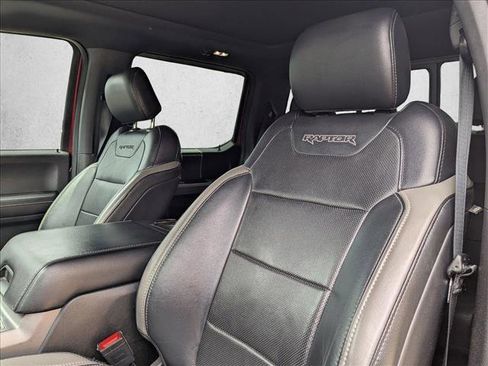 Used 2018 Ford F150 Raptor w/ Equipment Group 802A Luxury AWD/4WD image 7