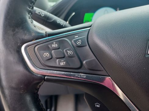 Used 2017 Chevrolet Bolt LT FWD image 13