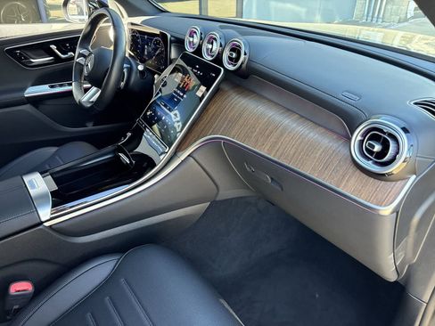 Used 2025 Mercedes-Benz GLC 300 w/ AMG Line image 21