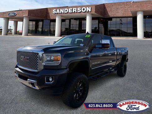Used 2015 GMC Sierra 2500 Denali w/ Duramax Plus Package image 7