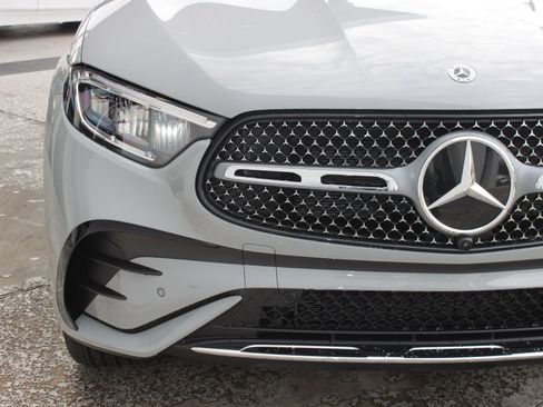 Used 2026 Mercedes-Benz GLC 300 image 11