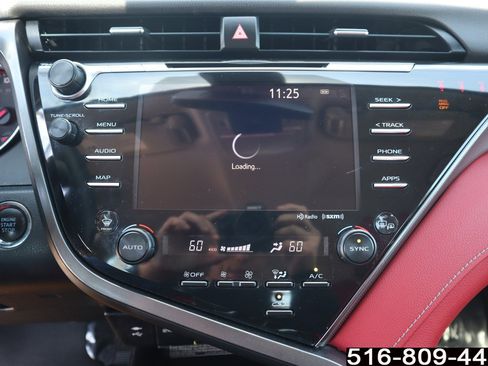 Used 2019 Toyota Camry XSE image 17