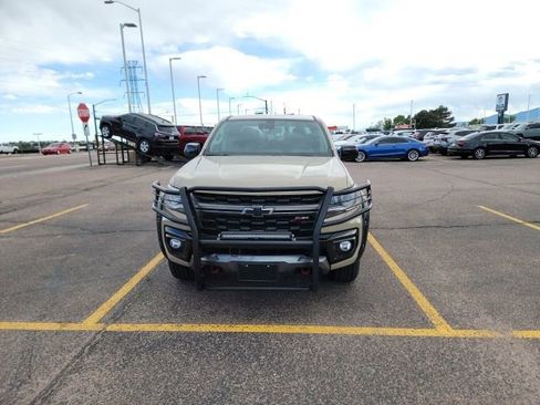 Certified 2022 Chevrolet Colorado Z71 w/ Safety Package AWD/4WD image 2