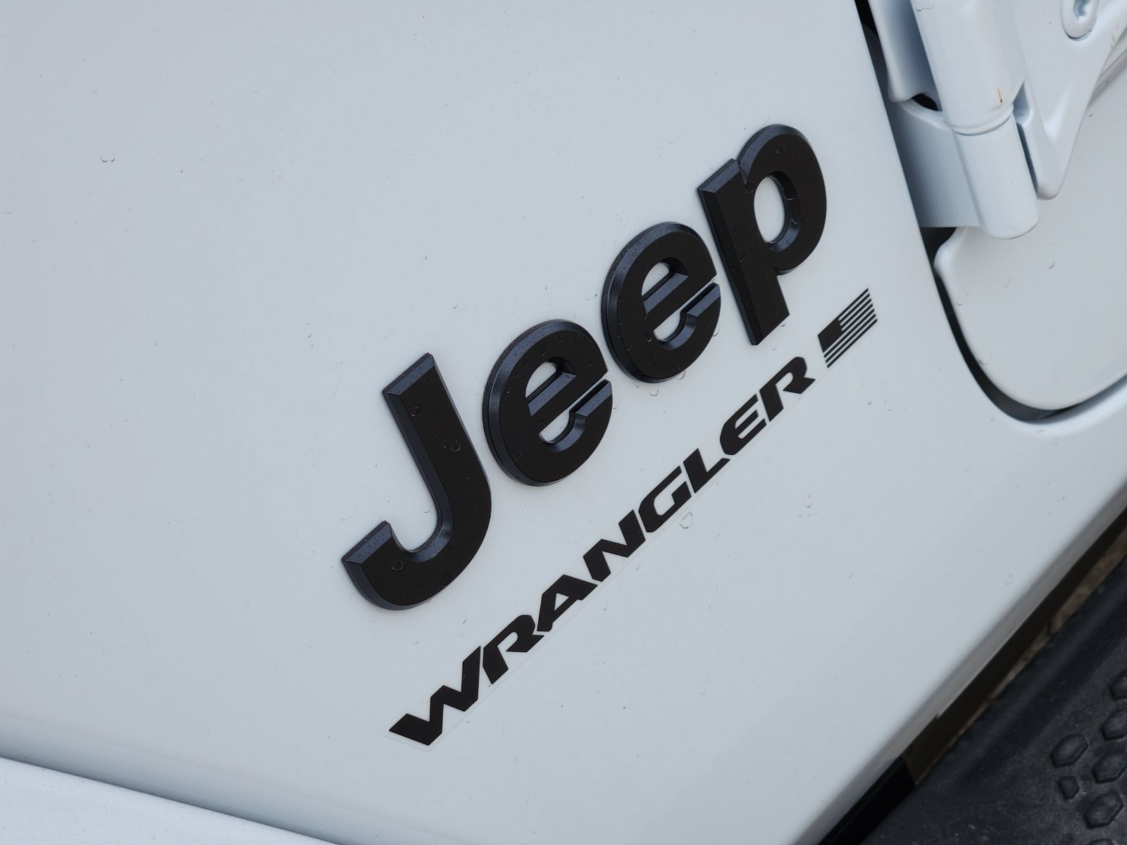 New 2026 Jeep Wrangler Unlimited Sahara AWD/4WD image 18