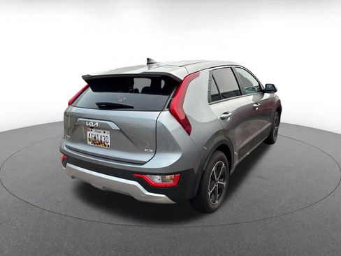Used 2026 Kia Niro LX FWD image 9