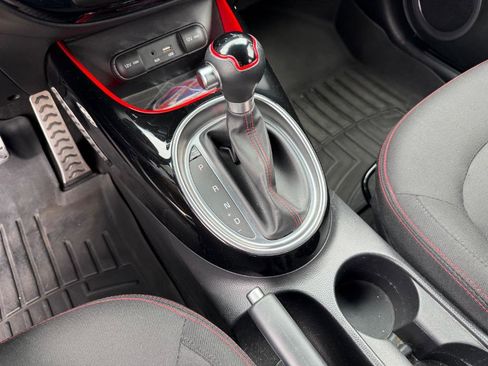 Used 2015 Kia Soul + FWD image 21