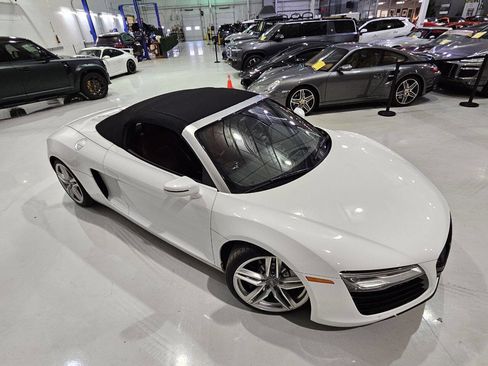 Used 2015 Audi R8 V8 image 12