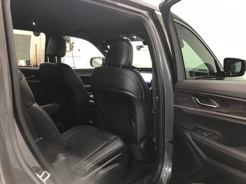 New 2025 Jeep Grand Cherokee L Limited image 38