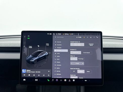 Used 2024 Tesla Model 3 Standard Range image 8