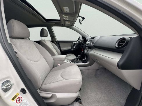 Used 2007 Toyota RAV4 Limited AWD/4WD image 21
