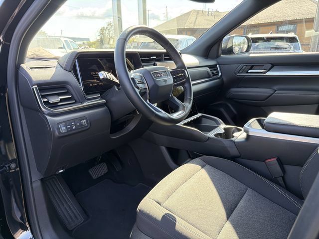 Used 2025 GMC Terrain Elevation AWD/4WD image 12