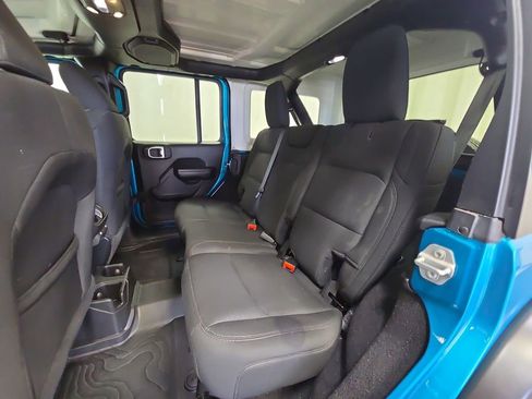 Used 2019 Jeep Wrangler Unlimited Sport S AWD/4WD image 34
