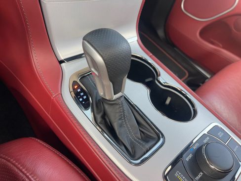 Used 2018 Jeep Grand Cherokee Trackhawk AWD/4WD image 25