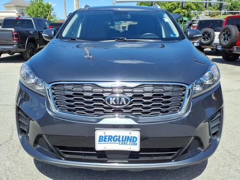 Used 2020 Kia Sorento LX w/ LX I4 Convenience Package FWD image 9