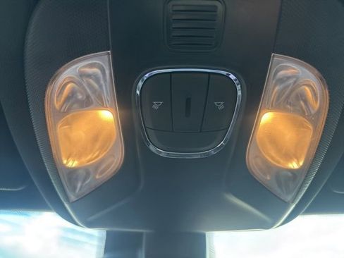 Used 2023 Jeep Compass Trailhawk image 36