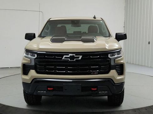Used 2023 Chevrolet Silverado 1500 LT Trail Boss w/ Protection Package AWD/4WD image 2