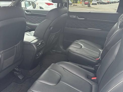 Used 2022 Hyundai Palisade Calligraphy w/ Cargo Package FWD image 10