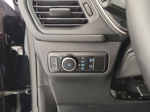 Used 2022 Ford Escape SEL image 24