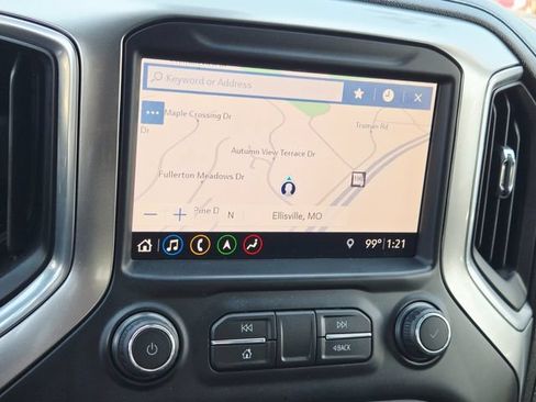 Used 2019 Chevrolet Silverado 1500 LTZ AWD/4WD image 25