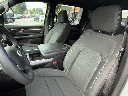 Used 2025 RAM 1500 Big Horn AWD/4WD image 17