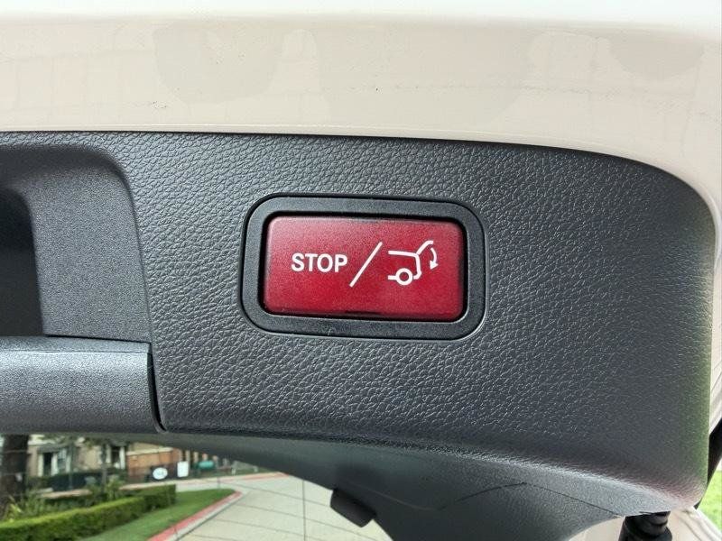Used 2018 Mercedes-Benz GLA 250 4MATIC image 30