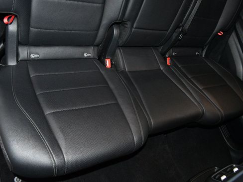 Used 2020 Mercedes-Benz GLE 350 4MATIC image 20