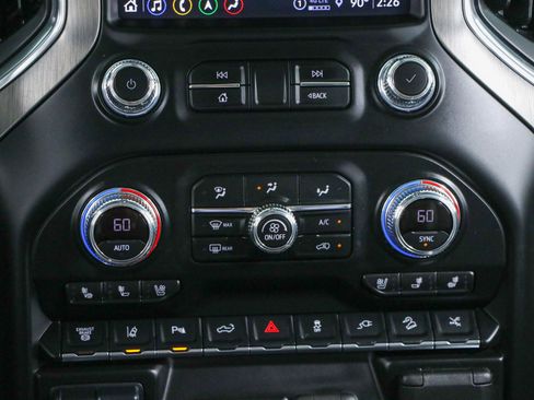 Used 2023 GMC Sierra 2500 Denali w/ Denali Ultimate Package image 21